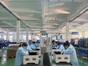 공장 하이브리드 6.2kw 12kw 오프그리드 인버터, 하이브리드 태양광 시스템 적용을 위한 트리플 출력 - Product Image 6