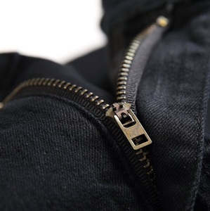 Nueva Llegada Negro teñido Jeans pantalones de mezclilla hombres pantalones de mezclilla Suavizante Transpirable Casual jeans Negro teñido ajustado pantalones de pierna recta - Product Image 4