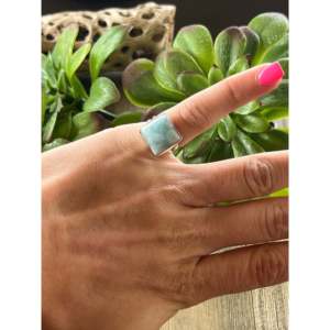 Bague artisanale Navajo en larimar et argent sterling, taille coussin, pierre naturelle, taille 3 - Product Image 2