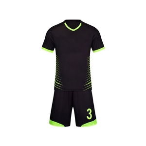 Kits complets de football 2025 designs personnalisés avec nom d'équipe personnalisé vêtements de sport nouvelle saison séchage rapide personnalisé demande Top Style Logo Print - Product Image 4