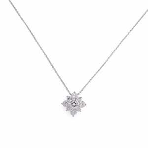 Colgante de Cuarzo Rosa de 2.53 Ct con Diseño de Flor para el Amor |   El Mejor Regalo Para Ella |   Diamante Cultivado en Laboratorio, Oro Blanco de 14K - Product Image 2