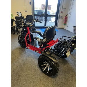 Scooter Todoterreno Ex-Demo Scooterpac Invader AWD de 4-8 mph para Personas con Discapacidad - Product Image 2