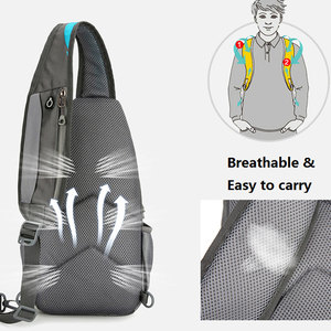 Bolso cruzado ecológico con material reciclado y ajuste cómodo - Product Image 4