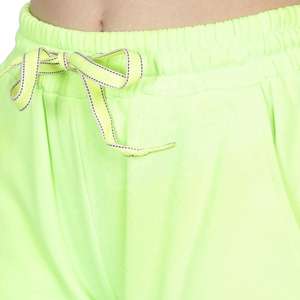 Conjunto de ropa de salón de punto de dos piezas acanalado con logotipo personalizado 2025 para mujer, pantalones por encima de la rodilla con patrón sólido, Tops cortos de estilo informal - Product Image 6