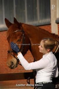 Gants d'équitation en cuir personnalisés Gants de style confortable de qualité supérieure pour hommes Gants souples d'extérieur parfaits pour un usage quotidien - Product Image 3