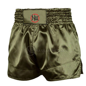 Nouveauté Shorts de boxe thaïlandaise pour hommes - 100% polyester respirant et à séchage rapide, taille et impression personnalisables, taille adulte - Product Image 4