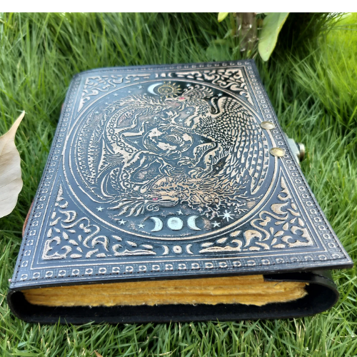 สีน้ำตาล