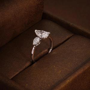Anillo de Compromiso con Diamante Cultivado en Laboratorio en Forma de Pera, Certificado F VVS, Chapado en Oro de 18K, 1.15 Quilates, para Regalo de Aniversario de Bodas, Moderno - Product Image 6