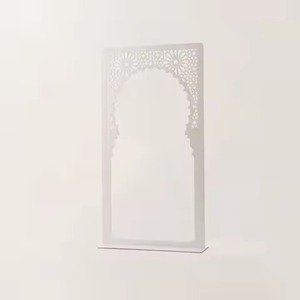 Figurine de gymnastique en métal élégante, objet de table sculptural, accent unique, intérieurs modernes, espaces de bureau, décoration inspirée du fitness - Product Image 2