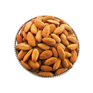 Trade quantity California almonds <b>nuts</b> premium <b>kernels</b> offered for wholesale supply chains - Product Image 1