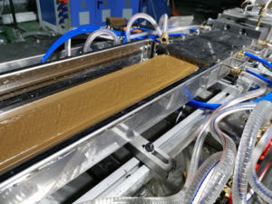 Pannello di plastica del soffitto della copertura del PVC che fa il profilo del PVC della macchina/linea di produzione del pannello di parete/macchine dell'espulsore - Product Image 2