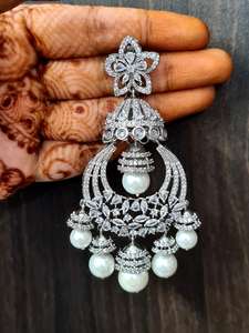 Pendientes de circón de estilo Vintage de alta calidad para mujer, piedra principal sin óxido, diamante, diseño personalizado disponible, Material de cobre India - Product Image 4