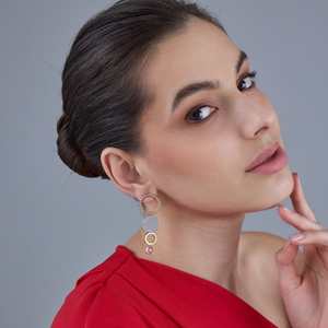 Trendy Drop Pendant Hoop <b>Earrings</b> 184058 Geometric Flower-shaped Made of Zinc Alloy with Pearl Diamond Main Stone for Party Gift - Product Image 1