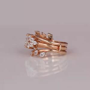 Ensemble de bagues de fiançailles en diamant de laboratoire coupe radiante diamant latéral taille marquise avec bague de mariage en laboratoire plaqué or - Product Image 2