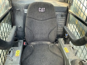 Minicargadora CAT 299D2 XHP, Cargadora Frontal, Retroexcavadora, Motor TCM Usado, Carga Nominal de 35 Toneladas con Bomba de Caja de Cambios - Product Image 5