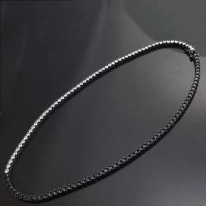 Bijoux pour hommes fabriqués avec des diamants de moissanite en or blanc 14 carats chaîne cubaine avec une belle clarté VVS élégante - Product Image 2
