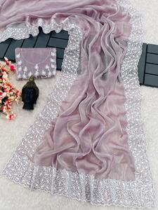 Hermoso Sari de seda de diseñador con hilo de lujo y trabajo de piedra estilo pakistaní para bodas y fiestas Sari - Product Image 4