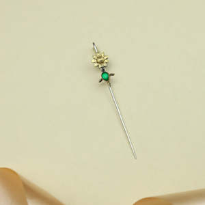 Pendientes Colgantes Anokhi Fusion con Diseño de Girasol y Esmeralda para Regalo - Product Image 2