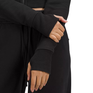 Sweat à capuche anti-rides de haute qualité pour femmes respirant avec logo en peluche personnalisé technique teint en plaine pour la saison d'hiver - Product Image 3