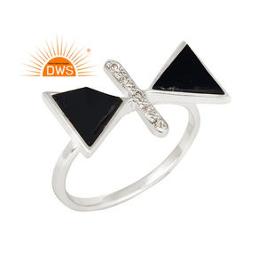 แหวนพลอยพลอยสังเคราะห์สังเคราะห์จากธรรมชาติทำจากเงินแท้ดีไซน์ล่าสุดสำหรับเป็นของขวัญสำหรับผู้หญิง - Product Image 1