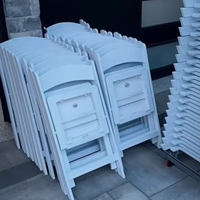 Chaises pliantes en résine blanche pour événements, empilables, rembourrées, en plastique PP, capacité 660 lbs, pour adultes, vente en gros, pas cher, pour l'extérieur