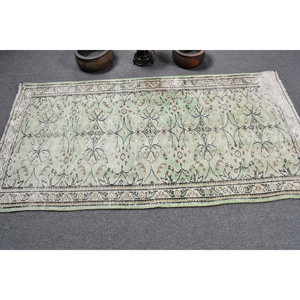 Alfombra turca Vintage de 3,2x6,6 pies, área grande clásica, lana verde Beige con patrón de rectángulo abstracto, respaldo de látex para uso en el pasillo - Product Image 3