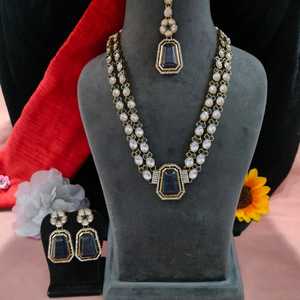 Premium Kundan Stone Long Necklace <b>Set</b> With Maang Tikka Environment Friendly Non Precious Metals Comfortable And Lightweight - Product Image 1