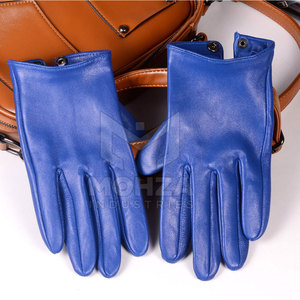 Customized Logo Design High Quality Leather <b>Touch</b> <b>Screen</b> <b>Gloves</b> Waterproof Outdoor Sports Plain Style - Product Image 5