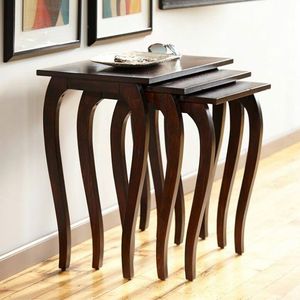 Elegante juego de mesa de anidación diseñado para la funcionalidad en cabañas de casas pequeñas o dormitorios de estudiantes que necesitan ahorrar espacio - Product Image 3