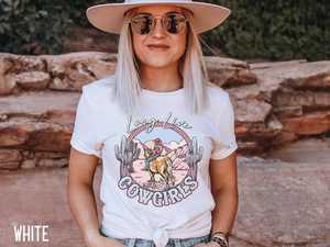 Camiseta con estampado owgirl para mujer, top de tela transpirable y ligera con acentos del Sur Occidental, Navajo eady to Hip - Product Image 5