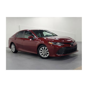 Se vende Toyotai Camry TRD con escape deportivo, frenos de rendimiento, y diseño exclusivo - Product Image 2
