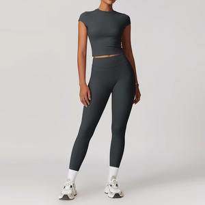 Nuevo estilo, conjunto de Yoga para mujer de calidad Premium, transpirable y ligero, ropa deportiva para gimnasio, conjunto de Yoga de 2 piezas - Product Image 2