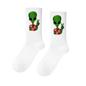 Chaussettes de tennis blanches à motif extraterrestre, broderie de logo personnalisable, propriétés antibactériennes et absorbantes pour l'automne - Product Image 1