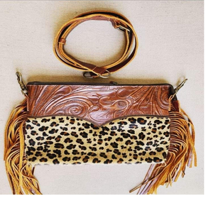 Bolsos de cuero hechos a mano con estampado de leopardo hechos a medida y tallados a mano por maestros artesanos para reventa - Product Image 1