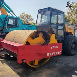 Compacteur vibrant à tambour unique Dynapac CA30D d'occasion, poids de travail 13 tonnes, marque suédoise originale, compacteur de taille moyenne - Product Image 6