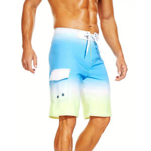 Meilleure qualité séchage rapide imprimé homme Shorts confortable nouvelle arrivée formation en gros fabriqué au Pakistan avec motif solide - Product Image 1