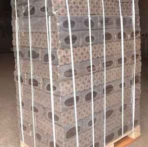 Briquettes de bois écologiques de qualité supérieure, style Pini Kay/Nestro/RUF, combustible haute densité pour poêles et cheminées, durables. - Product Image 1