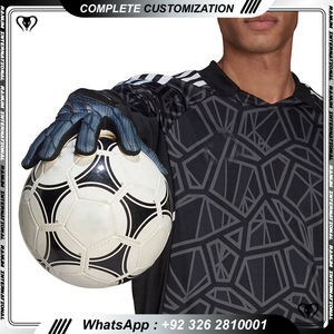 Gants de gardien de but de football professionnel en latex épaissi avec protection des doigts pour l'entraînement sportif en caoutchouc et cuir - Product Image 2