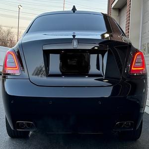 ¡Oferta Imperdible! Rolls-Royce Black Badge Ghost 2022 Súper Limpio, 6.8L Twin Turbo V12, 591hp, Automático de 8 Velocidades, Tracción en las Cuatro Ruedas, Sedán de Lujo - Product Image 2
