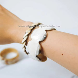 Tendance Style Africain Naturel Corne De Buffle Bracelets Et Bracelets Bijoux À La Main Top Designer Fabriqué À La Main Buffalo Par FWE - Product Image 5