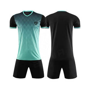 Uniforme de football sur mesure de haute qualité BANA FIGHT WEAR Homme/Unisexe 100% polyester Maille respirante Haut court avec logo d'équipe - Product Image 1