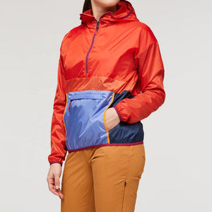 Chaquetas informales con cremallera personalizadas para mujer, cortavientos de manga larga con capucha de nailon y dobladillo ajustable, servicio OEM - Product Image 2