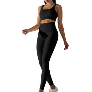 Vente en gros de vestes de yoga pour femmes de haute qualité avec logo personnalisé ensemble de fitness longueur au genou motif solide écologique fabriqué au Pakistan - Product Image 2