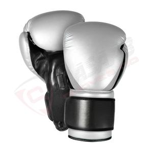 Guantes de Boxeo Deportivos Transpirables de Cuero Brillante con Logotipo Personalizado en Gris y Negro para Entrenamiento de Boxeo, Nuevos Estilos, Hechos en Pakistán - Product Image 1