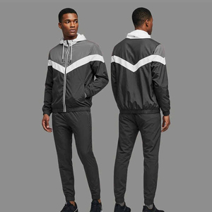 Ensemble de survêtement d'hiver 2 pièces pour homme, coupe-vent en nylon 100 % écologique, style streetwear, veste à capuche unie et pantalon de jogging, collection 2025 OEM, vente en gros - Product Image 4