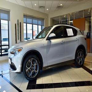 UTILISÉ LHD/RHD 2022 ALFA R0ME0 STELVIO TI - Product Image 1