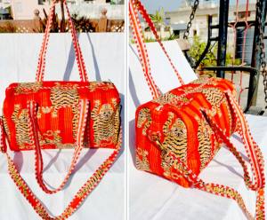 New Fashion Quilted Cotton Duffle <b>Bags</b> Bow Ruffle Gym <b>Bags</b> Custom Printed <b>Traveling</b> Girl's <b>Duffel</b> <b>Bags</b> - Product Image 4