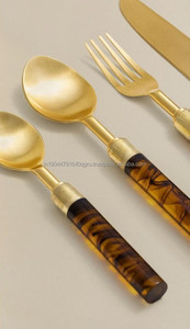 Ensemble de couverts plaqué or de style moderne le plus vendu (lot de 4) - Product Image 5