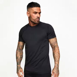 2025 superventas Camiseta de algodón de manga corta para hombres logotipo personalizado patrón sólido diseño fresco estilo de calle nueva llegada - Product Image 1