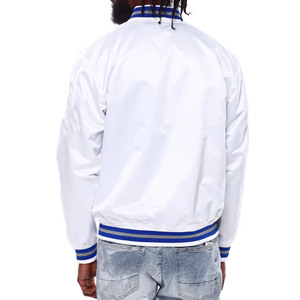 Chaqueta de Satén para Hombre con Parche de Equipo Bordado Personalizado, Estilo Transpirable, Chaqueta de Satén Personalizada para Hombre - Product Image 6